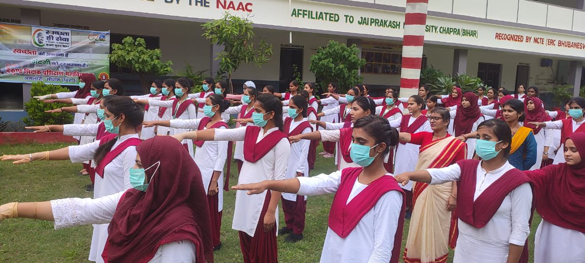 SHAPATH GRAHAN Programme organized at Baikunth Teacher Training College under Swachhta Pakhwada Special Campaign 3.0
@ncteDelhi 
<a href="/EduMinOfIndia/">Ministry of Education</a>