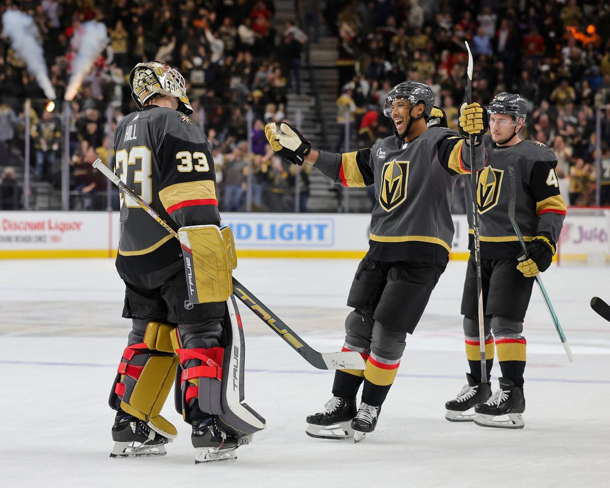 NHL's tweet photo. 9-0-1 🤩 https://t.co/uD04YBD520