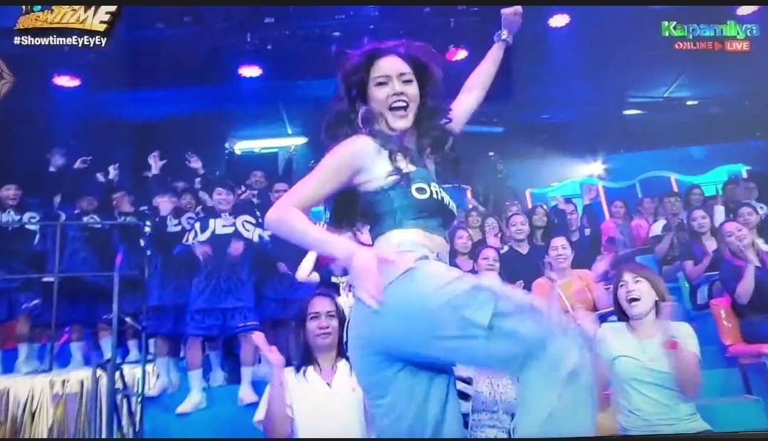 jackiecuddles's tweet photo. #itsshowdown dance royalty
Hurado @prinsesachinita ππ https://t.co/ho73T3WvGG