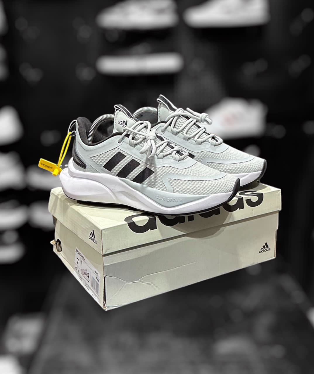 Phareswears on X Adidas Originals Cloudfoam Running Sneakers Size 40 45 Price 35 000 Price is temporary https t 5WGG6NH0Ya X