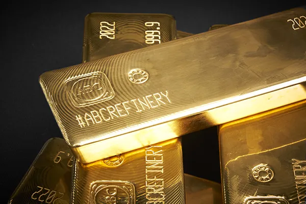 IMARC_Mining's tweet image. With thanks to @ABCRefinery, Gala Dinner guests will have the opportunity to hold a $1M Gold Bar. Some tickets are still available, check ticket availability here: hubs.ly/Q02710Zx0 

#IMARC #ABCRefinery #miningnews #miningevent #mining