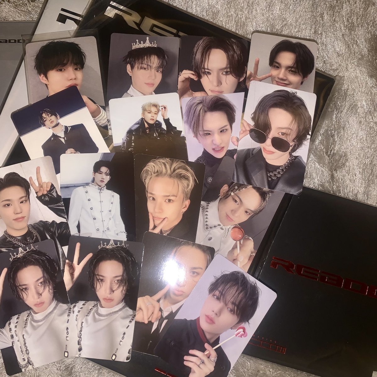 _dobbyhaul's tweet photo. [💌] from @kyuthanasia #ktnxAC

thank you ate ac !!!! all my reboot albums safe nd secured hihi  #jasgotmail https://t.co/M0XvZ4C1S8