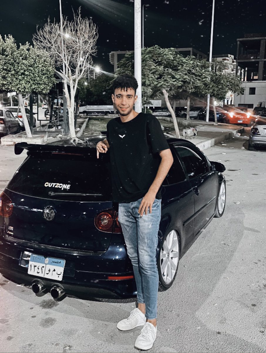 Elnahrawy7's tweet photo. واهي ماشيه🖤🚶🏽‍♂️" https://t.co/L5oHP3L8YN