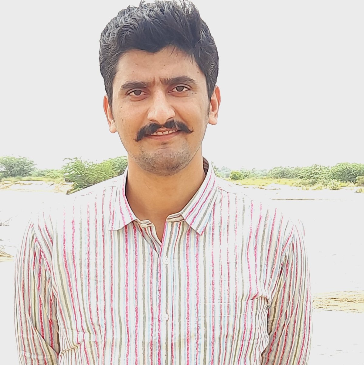 absakarola's tweet photo. #NewProfilePic https://t.co/3Ku0Rr6t1V