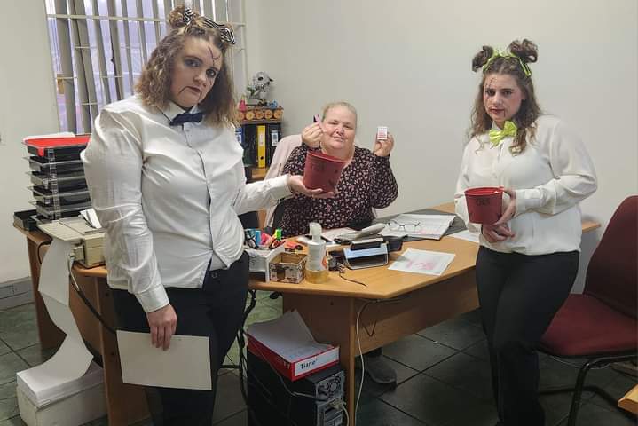 TakisBiltong's tweet photo. "Clothes make a statement. Costumes tell a story." - Mason Cooley 

🎃 HAPPY HALLOWEEN 🎃

#happyhalloween 
#takisbiltong 
#halloween 
#trickortreat https://t.co/X6gst9Qd1t