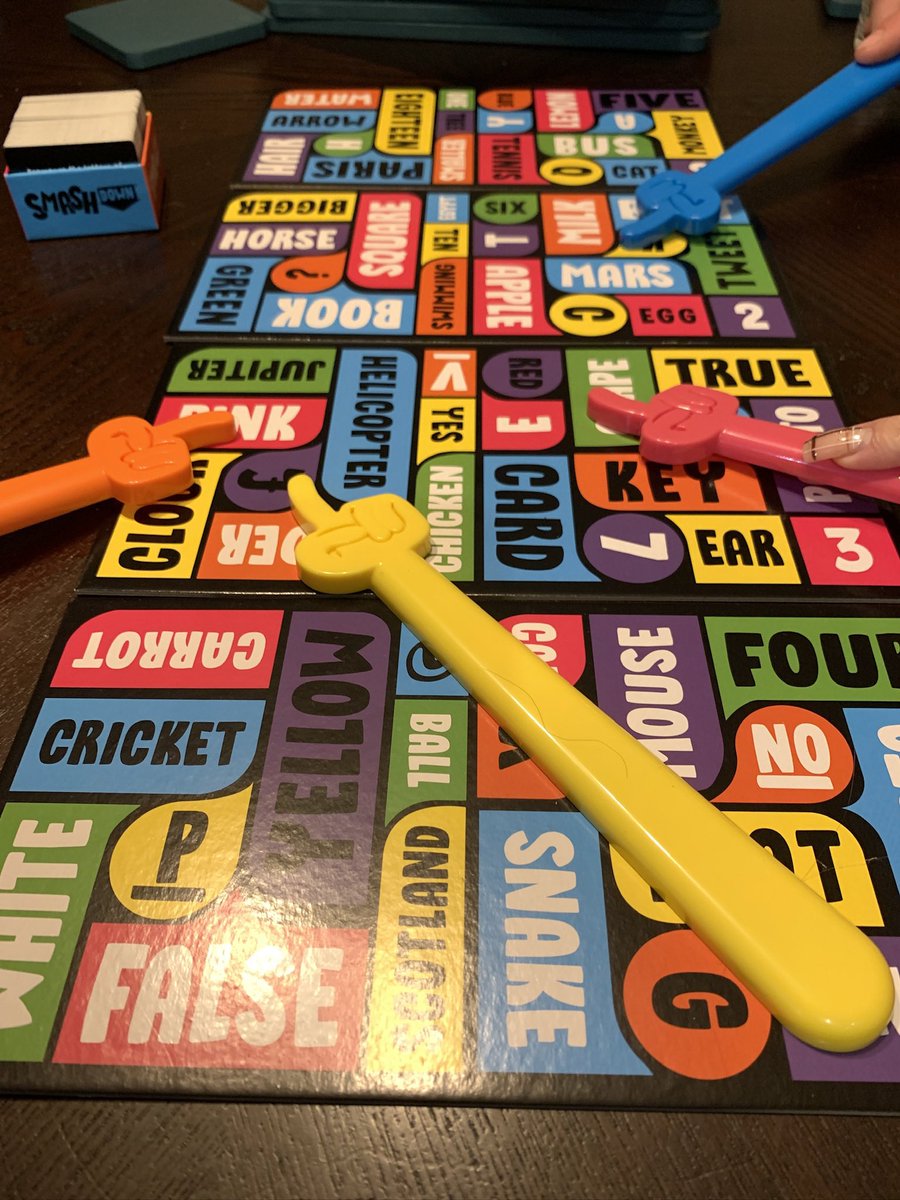 tunsofbeer's tweet image. Loved playing Smash Down with the family.  Great excuse to spend some much needed quality time together!! @idealgamesuk @ComeRound #SmashDown