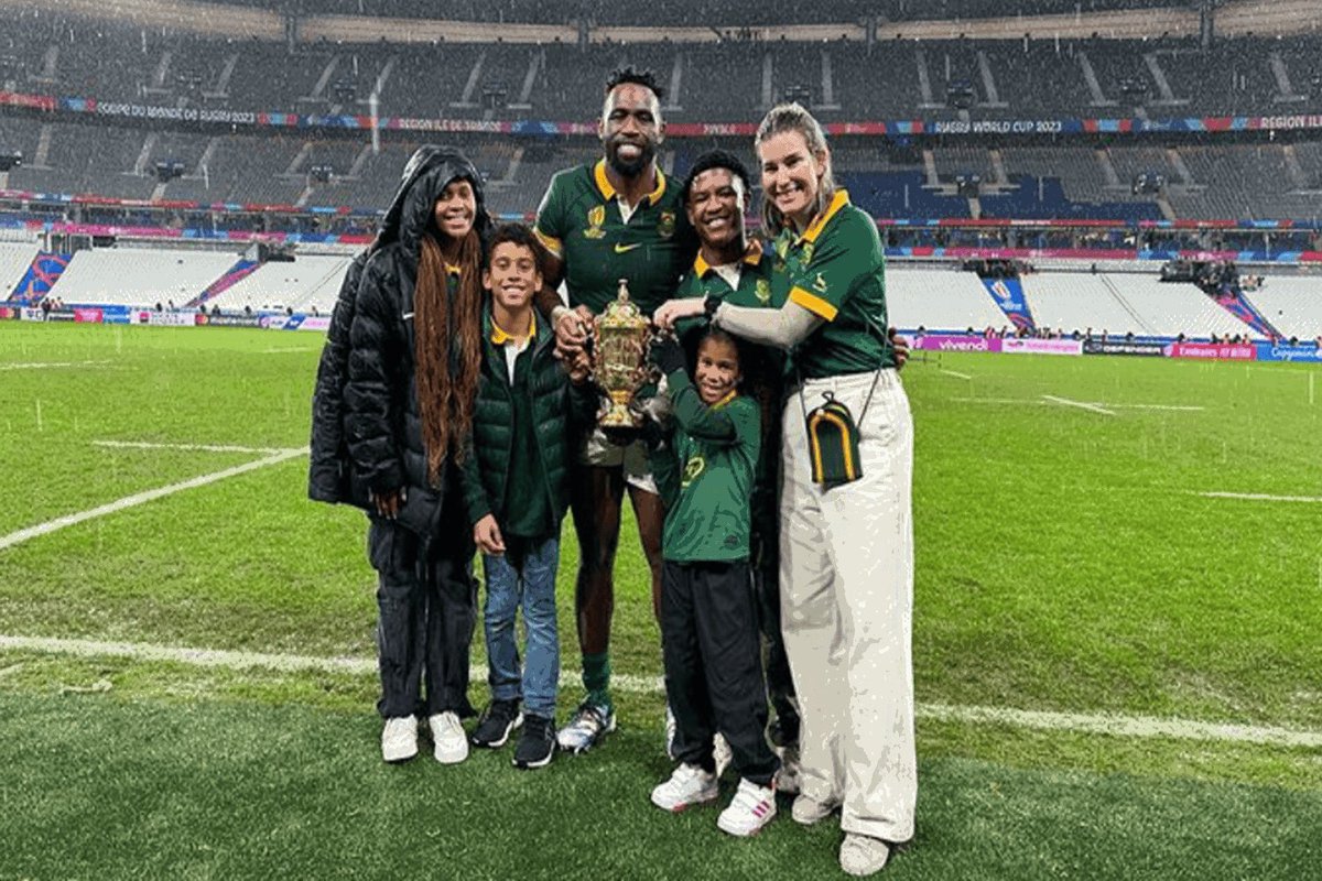 A special shout out to the wives and families of the Springboks for holding our Bokke down 🫡

#SpringboksRWC OR Tambo International Airport #ORTamboInternationalAirport