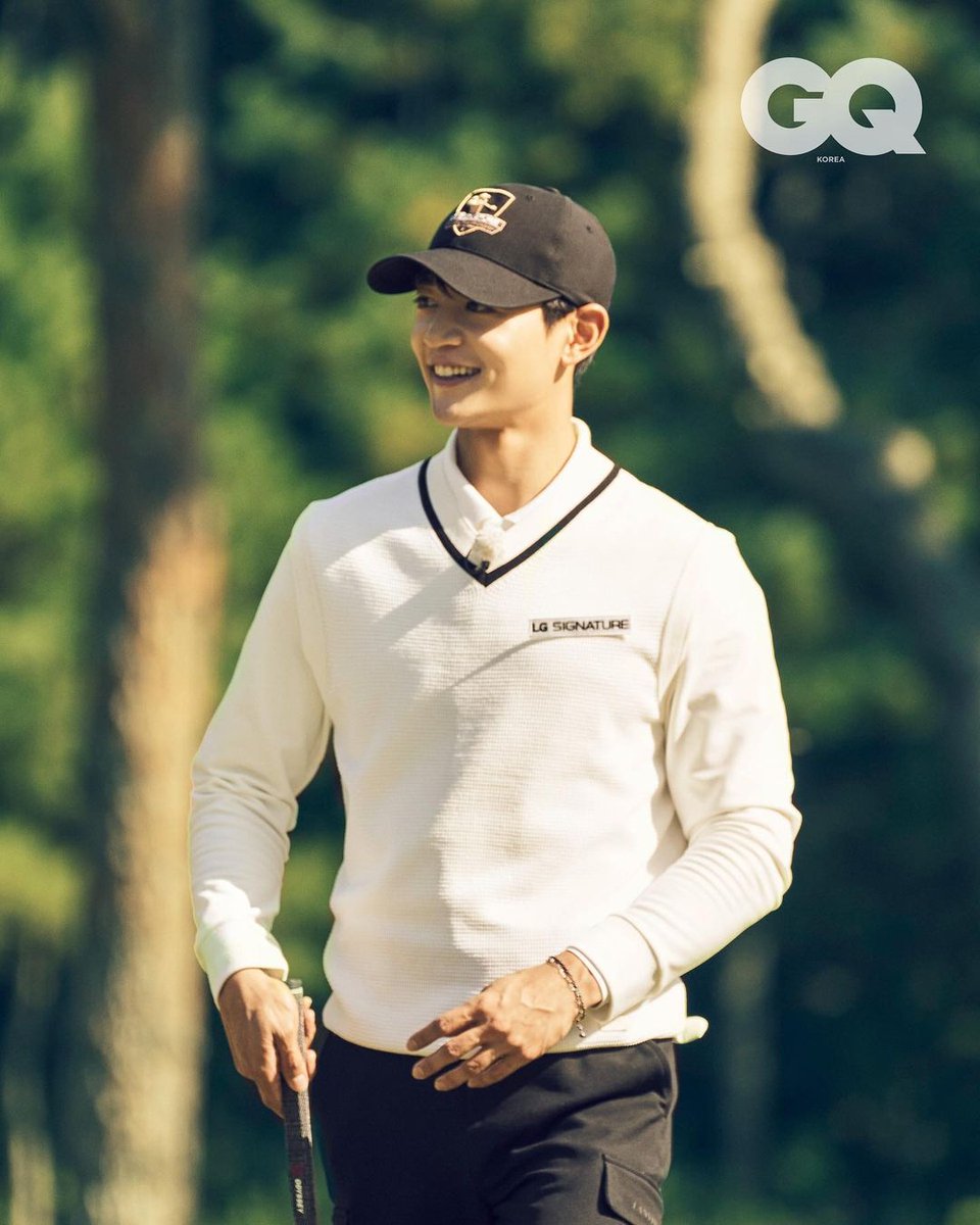 simpleblack1209's tweet photo. 231031 MINHO INS UPDATE (6P)
LG SIGNATURE 플레이어스 챔피언십 프리 라운딩.
with 함정우 프로님 고군택 프로님 그리고 창민이형.
.
.
.
.
2023 11/9~11/12 ‘LG SIGNATURE 플레이어스 챔피언십 응원합니다!🔥.
#LGSIGNATURE #LG시그니처플레이어스챔피언십 #시그니처골프대회 #함정우 #고군택 https://t.co/OCtC0jRwq9