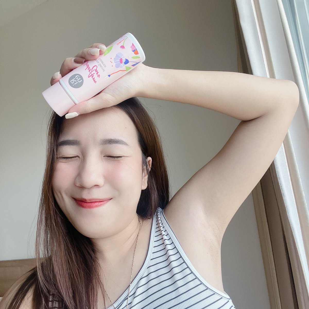 ใครมีปัญหาผิวใต้วงแขนแนะนำ 2 ตัวนี้คู่กันเลยค่า ใช้ต่อเนื่องรู้เรื่อง เราใช้เช้าเย็นเลยเพราะกลิ่นหอมมาก แต่สครับใช้ 2-3ครั้งต่อวีคนะ น้องจุกแร้เนียนขึ้นเยอะมากกx10 รอยพับหนังไก่ก็น้อยลง ตอบโจทย์สุดๆ เป็นevery day routine ไปแล้ว 🫶🏻

ซื้อในแอปส้มได้นะคับ shopee.co.th/rienthailand