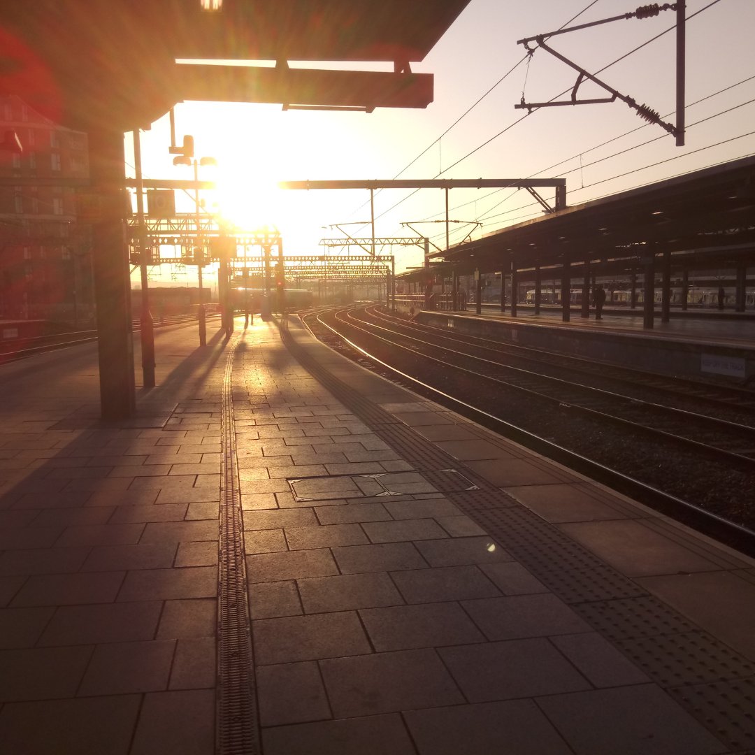 MayorOfWY's tweet image. Today is a victory for rail passengers across the country.

I’m glad the government have listened to mayors and the public, calling a U-turn on plans to shut down ticket offices.

If we want our railways to be accessible and safe for everyone, station staff are essential.