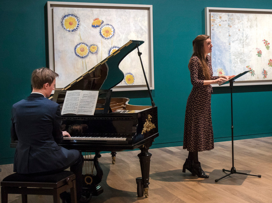 🎶 Promenade musicale d'automne - Le Triomphe de la Mélodie et du Lied
🗓️ Jeudi 2 nov. - De 18h à 20h
👉 bit.ly/Promenademusic…

Les jeunes lauréats de l’Académie Orsay-@Royaumont investissent les salles du musée. Piano et voix face aux œuvres pour un dialogue entre les arts.