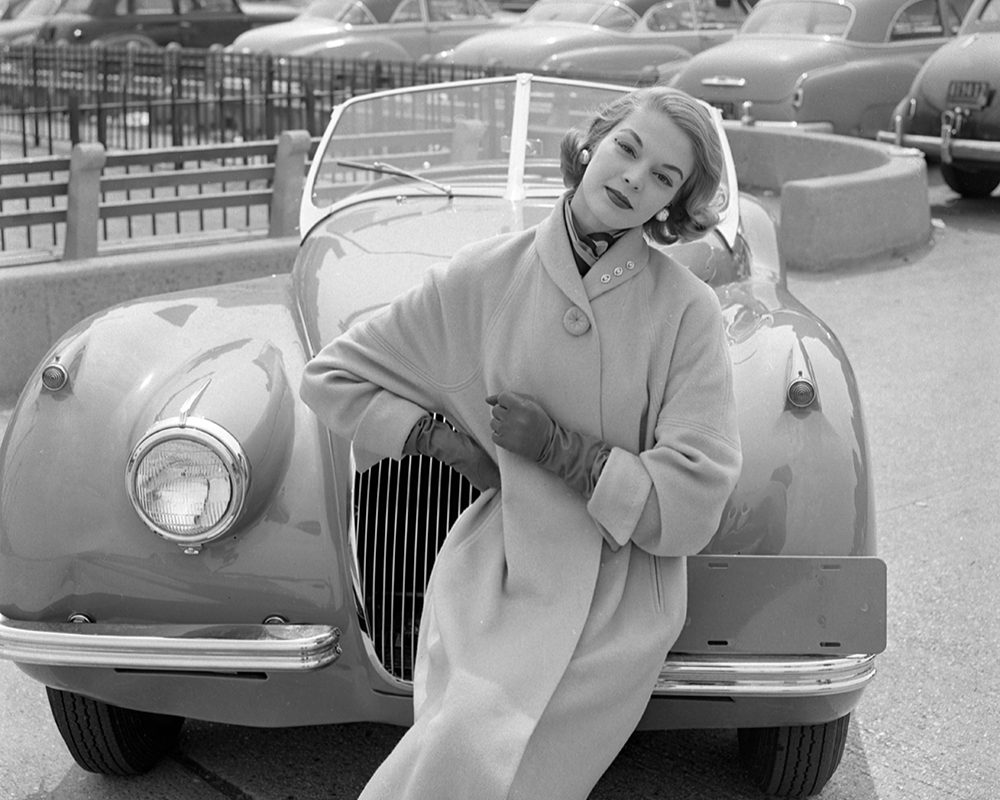 Jean Patchett

Jaguar  1954

#williamhelburn
#william_helburn
#jeanpatchett
#jeanpatchettfashionmodel
#jeanpatchettmodel
#jeanpatchettgoddess
#jeanpatchett50s ​​​​​​​​
#fashion​​​​​​​​
#fashionphotography​​​​​​​​
#retrofashionphotography​​​​​​​​​​​​​​​​​​​​​​​​
#myvintagevogue