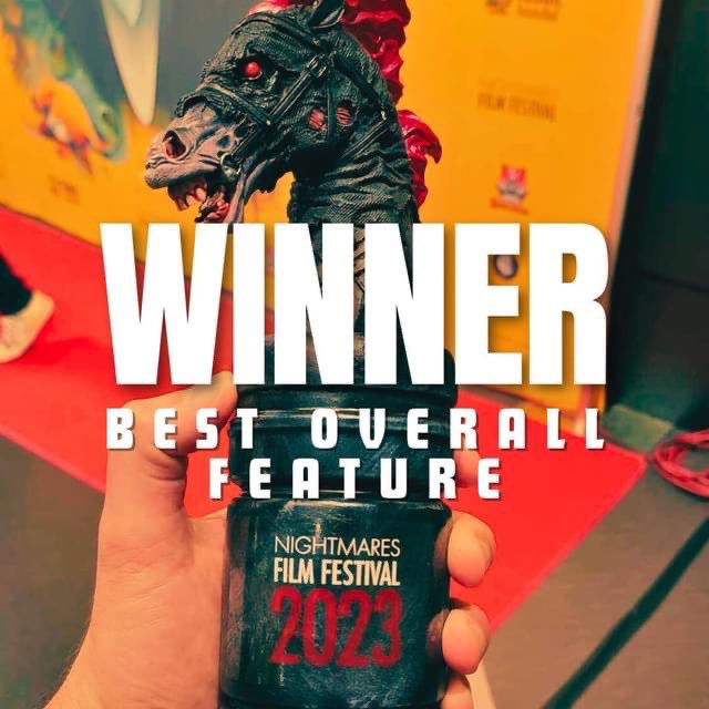 fenfenhuanguk's tweet photo. Happy Halloween ๐ Stoked that two awards for @howtokillmonsters in USA over the weekend ๐บ๐ธ ๐ ๐ Best Feature @SpookyEmpire & Best Overall Feature @NightmaresFest ๐ Super proud and grateful to be part of this well acclaimed movie ๐๏ธ #howtokillmonsters #actor #actress #cast https://t.co/dBIrzLnNYd