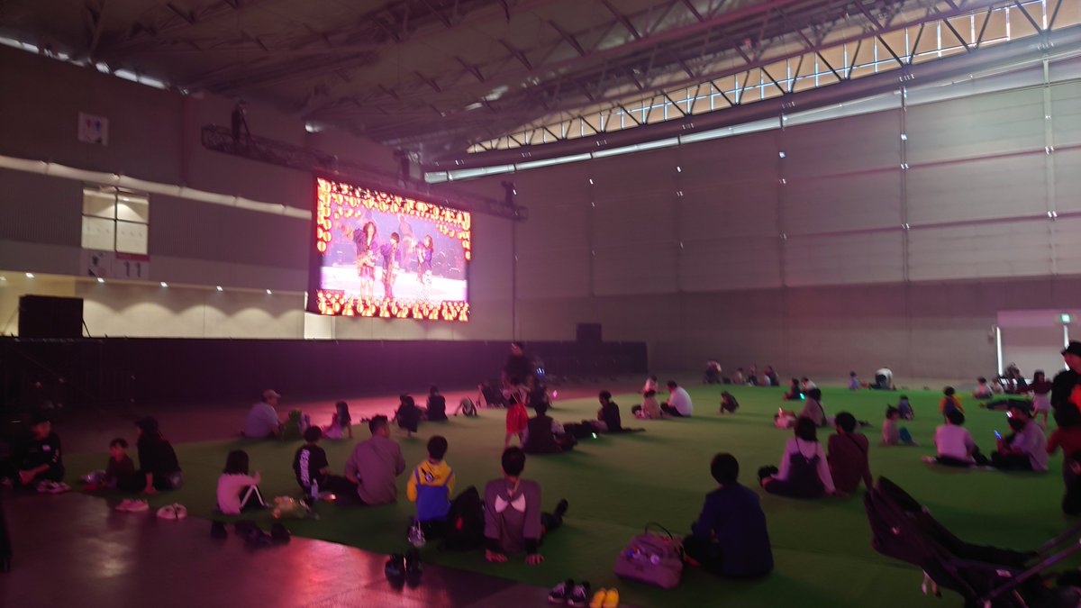 派手さも重要ですが、
こういう優しさのある空間が作れる事の偉大さ！
イベントに行って良かった🏮🏮🏮

l-tike.zaiko.io/e/odoruhallowe…

#踊るハロウィンナイト 
#HappyHalloween