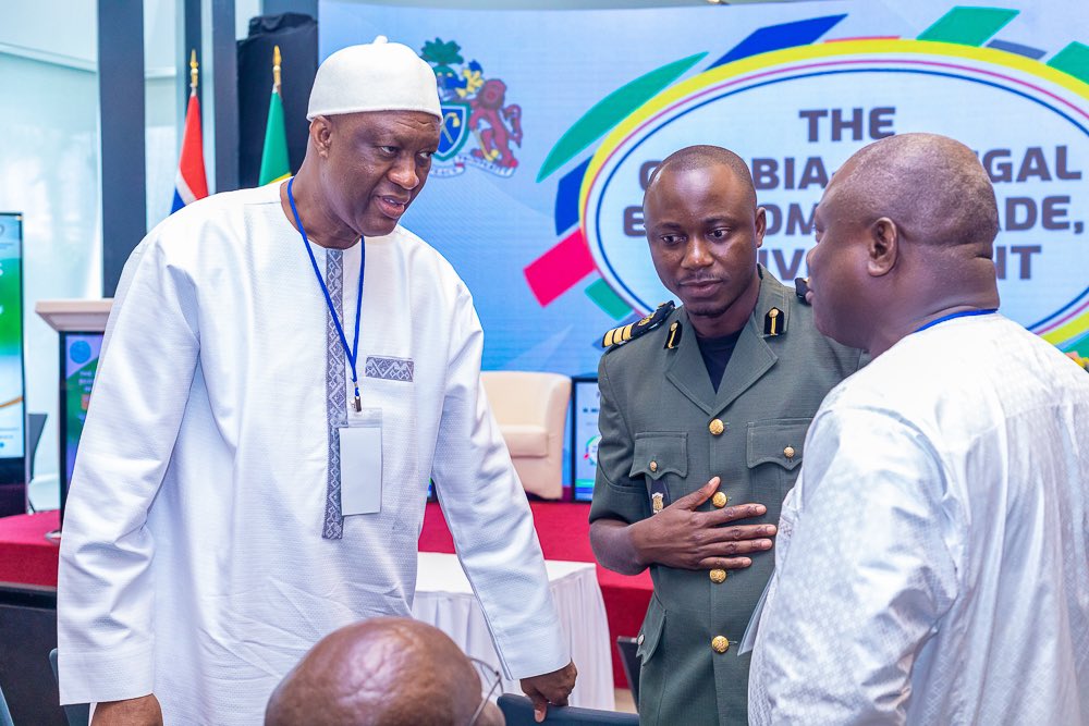 IlContinent's tweet photo. Le Forum Sénégal-Gambie sur le Commerce, l'Économie et les Investissements, à Dakar, renforce  les liens économiques entre ces deux pays voisins. Des accords importants ont été signés. 

#SénégalGambie #CoopérationÉconomique #Investissement #PartenariatStratégique #forum #kebetu https://t.co/Ay9ZhTzYmK