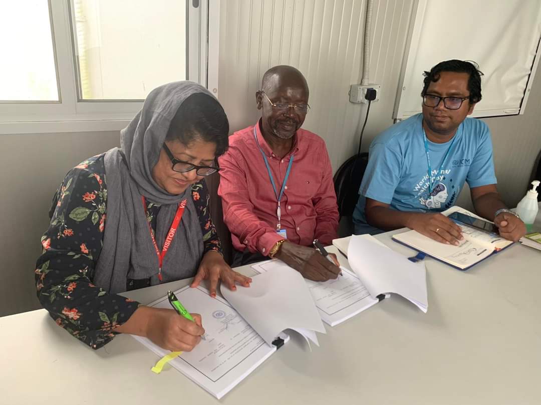 fkrfofficial's tweet photo. We are pleased to announce that a cooperative agreement has been established between the United Nations International Organization for Migration (UN-IOM) and Fasiuddin Khan Research Foundation (FKRF). 

https://t.co/RUXAwDB7QK https://t.co/Wu2JSH99pQ