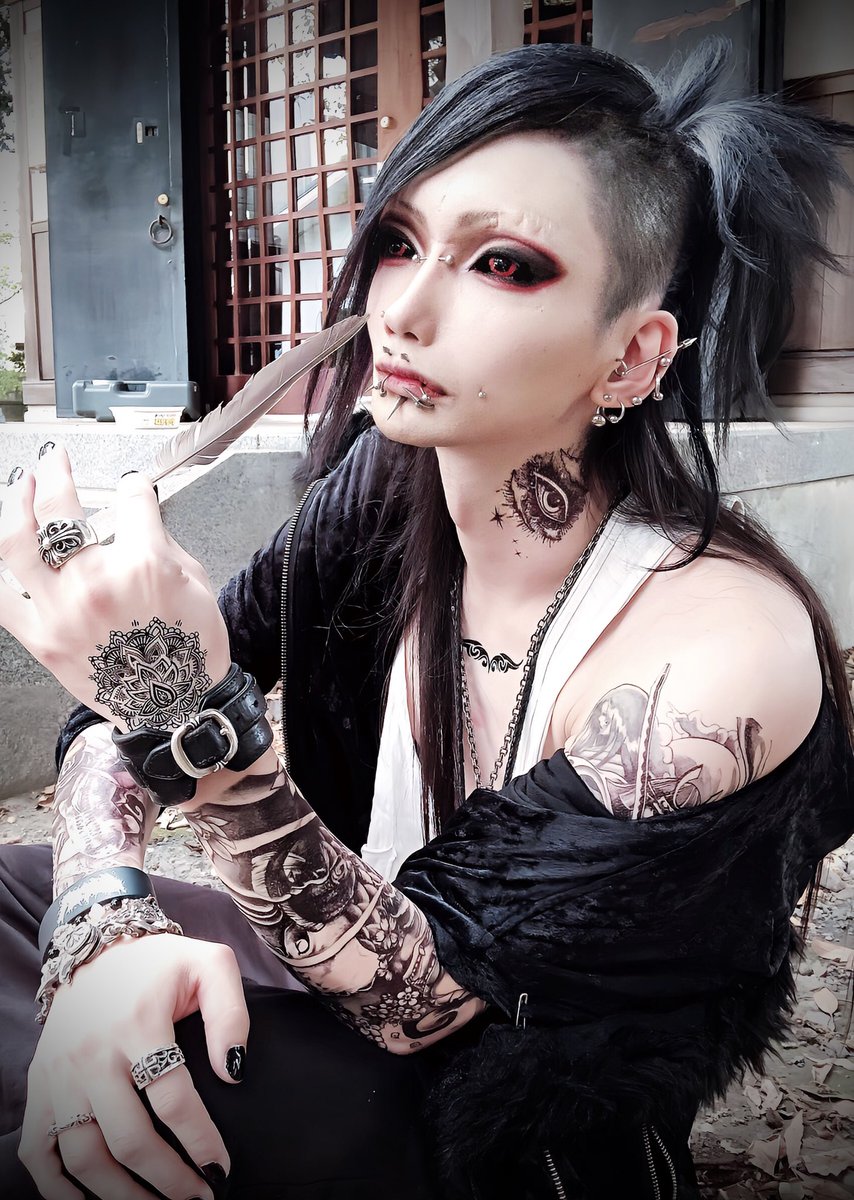 Suica_DAMNED's tweet image. 僕　⠀の　⠀中　⠀に

⠀ ️ ️ ️ ️ ️ ️ ️ ️ ️ ️ ️ ️ ️ ️ ️ ️ ️ ️ ️ ️ ️ ️ ️ ️ ️ ️ ️

 ️ ️ ️ ️

誰　⠀が　⠀い　⠀る　⠀の　⠀？

 ️ ️ ️ ️ ️ ️ ️ ️ ️

 ️ ️ ️ ️ ️ ️ ️ ️ ️

. 

#東京喰種
#ウタ