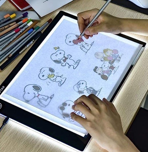 Have you checked out the array of exciting new classes on offer at BTL this season? This Sunday 5th November, Electronic wizard Professor Steve Potter teaches you upcycling with a difference - creating a light box from an old computer monitor! 1/3