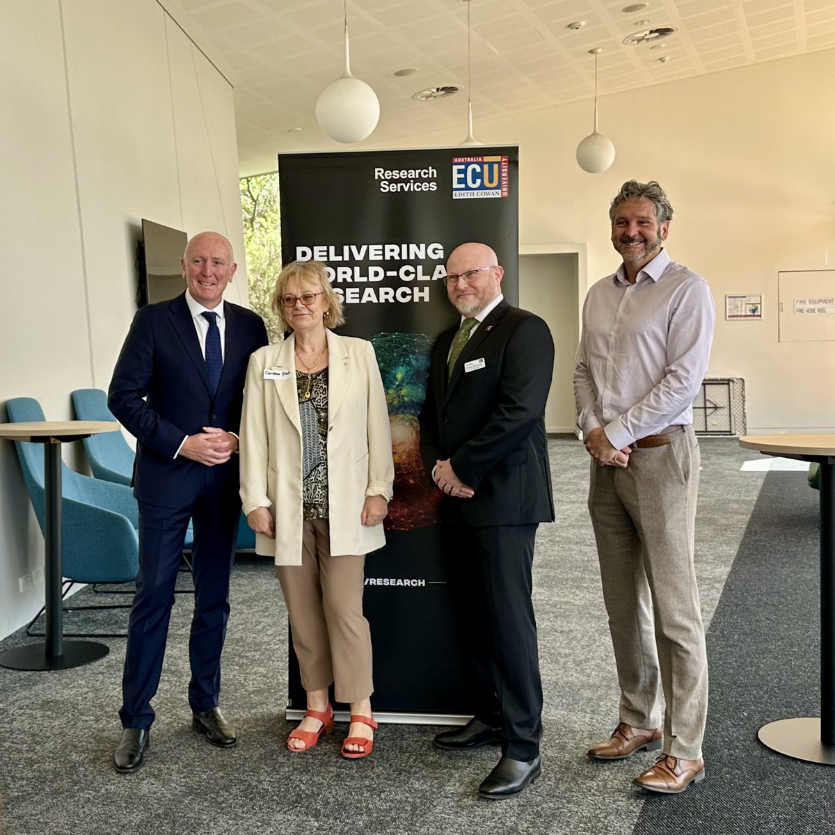 Prof. Simon Laws tweet media