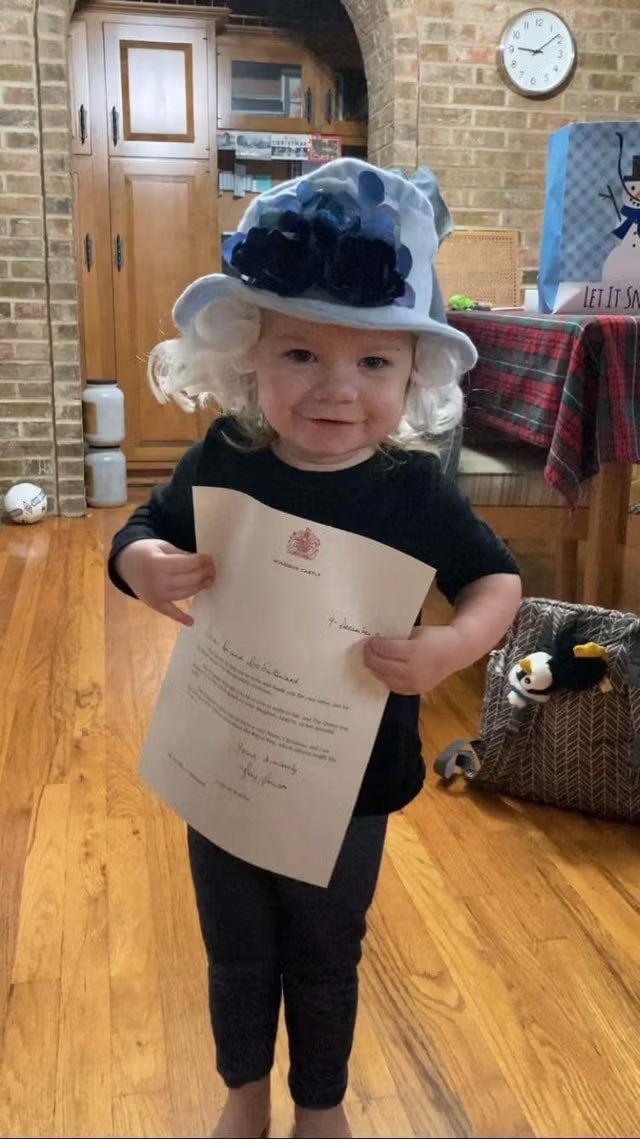When you’re not even two and your Halloween costume is so ridiculously adorable that you receive a letter from the Queen. 

Little Jalayne Sutherland got dressed up and posed with her family’s two corgis. Her parents sent the photo to Her Majesty, and Jalayne promptly received a