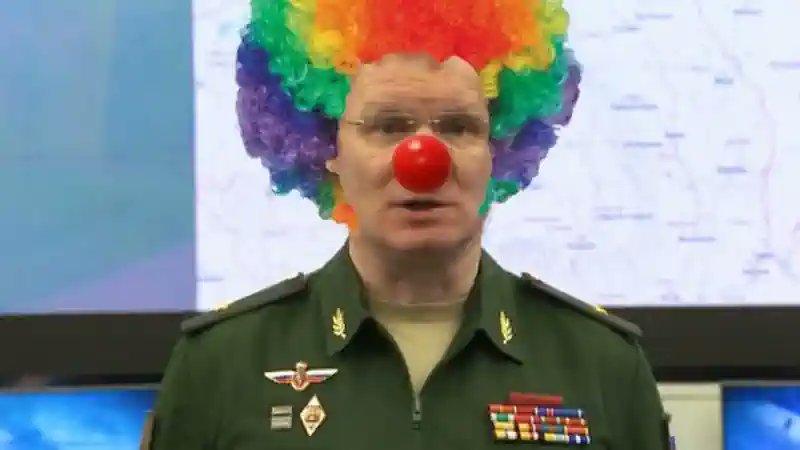 Zn_Portnova's tweet photo. Российская ПВО перехватила 8 крылатых ракет Storm Shadow, две противокорабельные ракеты «Нептун», — Минобороны рф. https://t.co/oaC2gHRhDt
