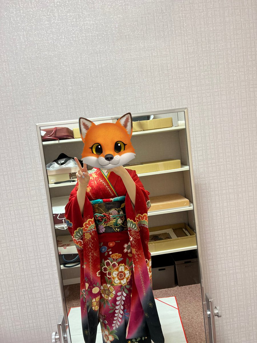 asa_pappa's tweet photo. そーいえば前撮りしたんだあ✨
親の振袖着た！ https://t.co/Yi9iYrOMCc