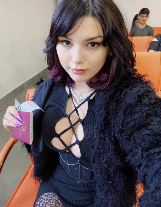 Pasaportumu yenilemeye geldim https://t.co/gz7luGSf3C