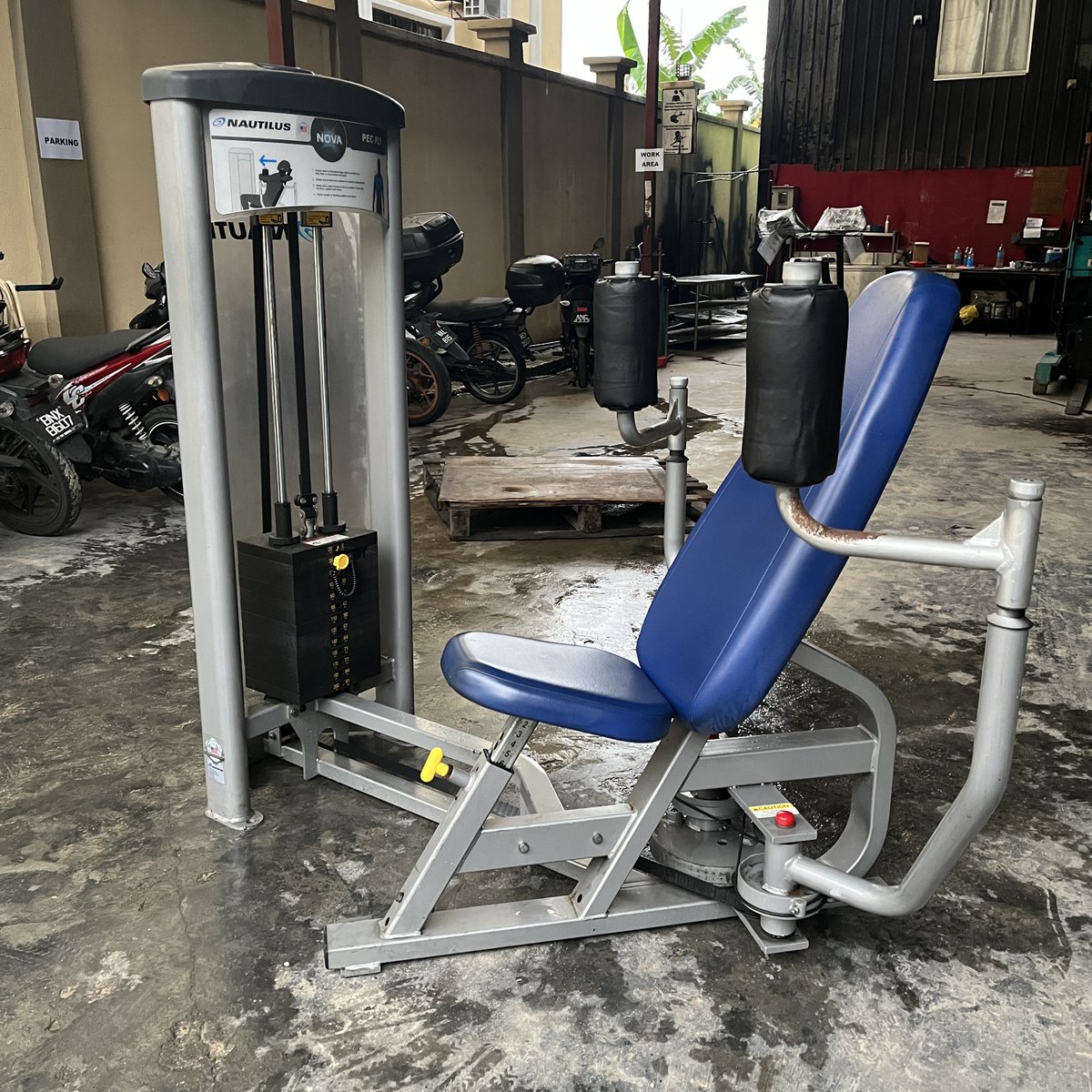 zaqwanimpulse's tweet image. Nautilus Pec Fly Limited Edition Gym Equipment

Nak tahu lagi, boleh roger bawah ni 👇🏻
📲 019-6607229 (DAFI)
wasap.my/60196607229/na…

📲 019-5722997 (SHAFIQ)
wasap.my/60195722997/na…

#NautilusNitroPlus #PecFly #GymEquipment #GymGoals #FitnessMotivation #StrengthTraining #GymLife