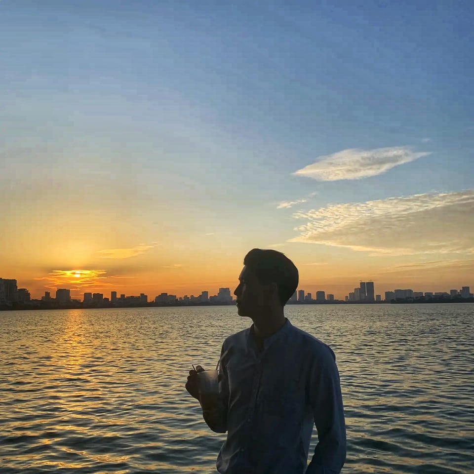 Trantien18cm's tweet photo. Thay đổi nhiều quá, lâu không vào twitter rồi.. https://t.co/ItuRiMdjbl