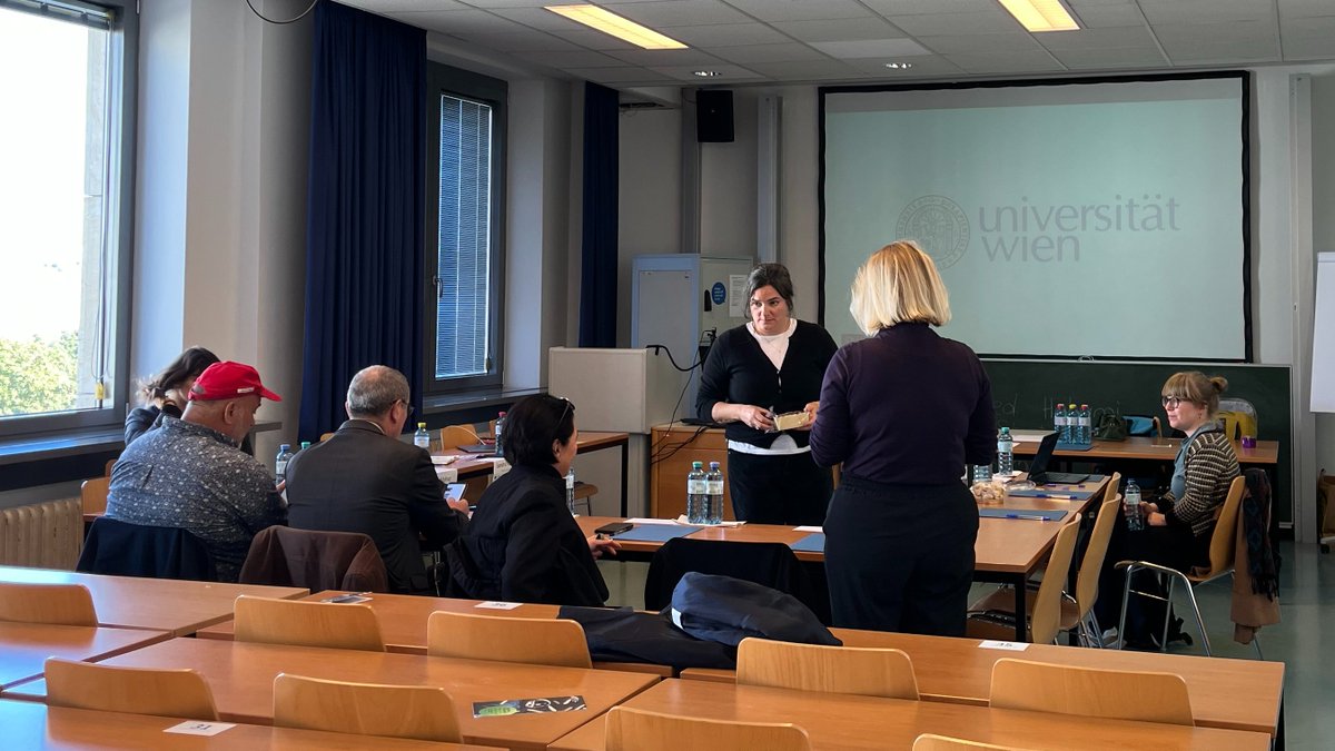 MPC_EUI's tweet photo. Our #PRIMEprojectEU aims to identify viable policies to improve the wellbeing of #irregularmigrants. How will we do this? ➡️Through partnerships. 

In Austria @skingsav &amp; @usmanmahar met w NGOs &amp; govt reps. What did they say? See 🧵for highlights. https://t.co/J2ZD6QRTJi