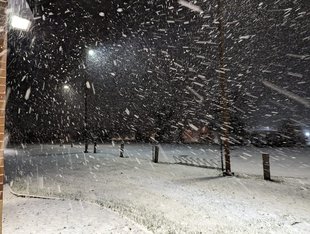 NWS Twin Cities tweet media