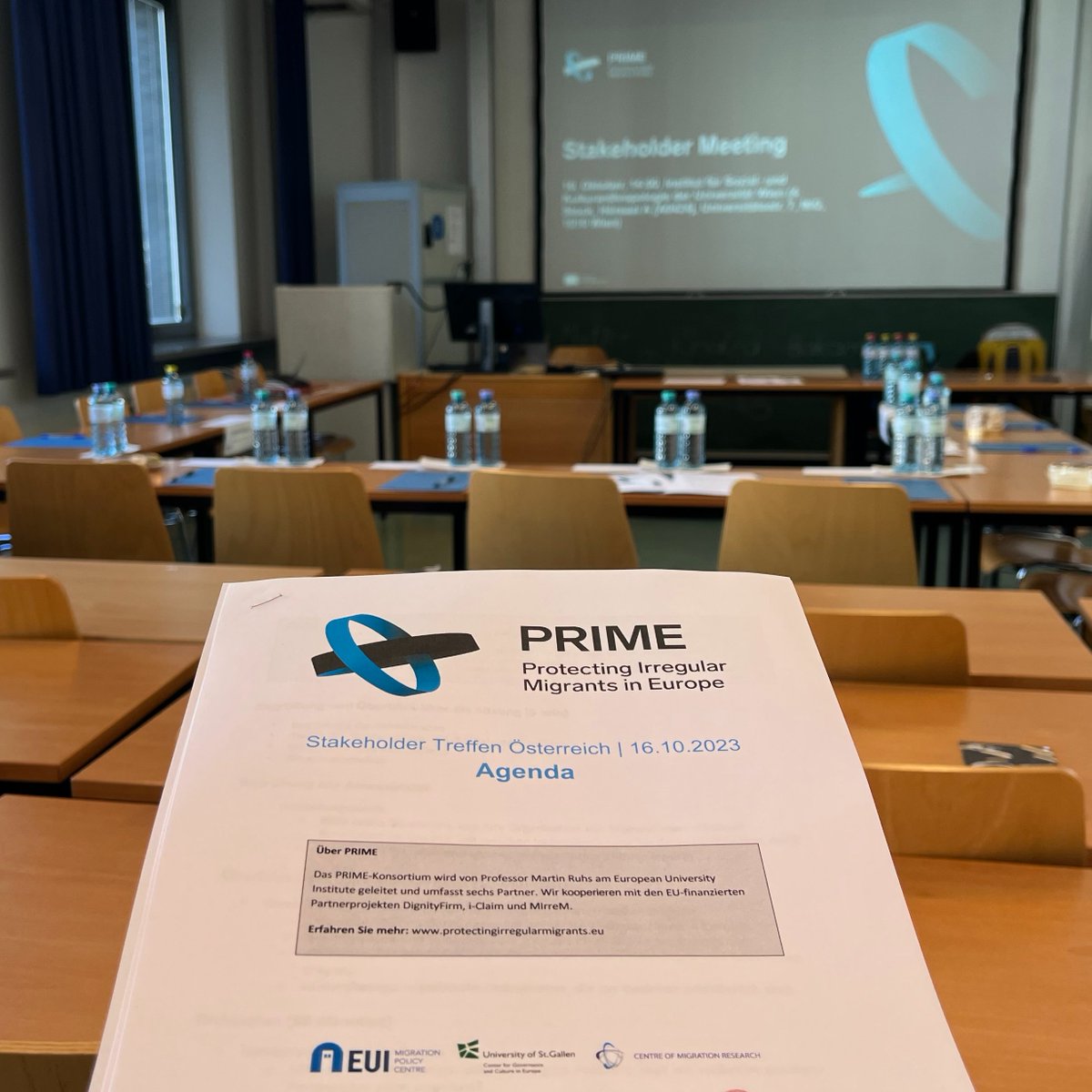MPC_EUI's tweet photo. Our #PRIMEprojectEU aims to identify viable policies to improve the wellbeing of #irregularmigrants. How will we do this? ➡️Through partnerships. 

In Austria @skingsav &amp; @usmanmahar met w NGOs &amp; govt reps. What did they say? See 🧵for highlights. https://t.co/J2ZD6QRTJi
