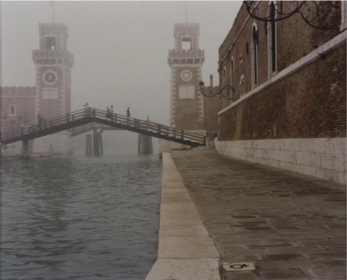 Nella #nebbia e nel sonno:
#GianniCelati e #LuigiGhirri

#MarcoBelpoliti @00doppiozero
》 doppiozero.com/nella-nebbia-e…
