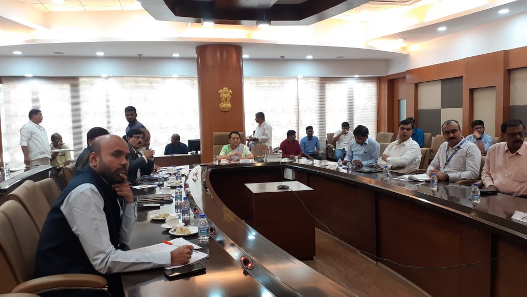 globalIndiagibf's tweet photo. 🤝 The Global India Business Forum joins hands with the Industrial Ministry of Maharashtra, fostering trade ties that span continents. 🌐 Exciting times ahead! #TradeCollaboration #GIBF #GlobalBusiness @neelamgorhe @narendramodi @PMOIndia  @PMCPune https://t.co/xjfkgZp9rj