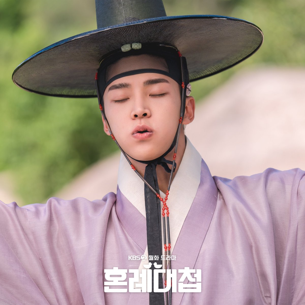 KBS_drama's tweet photo. [혼례대첩]

옥신각신 귀염둥이 정우X순덕 💘
대략 난감 중매 의뢰는 어떻게 이뤄질까 ৲( ᵒ ૩ᵕ )৴♡*৹

KBS2 월화드라마 [혼례대첩]
매주 [월화] 밤 9시 45분 방송

#KBS #드라마 #혼례대첩 #TheMatchmakers #로운
#조이현 #박지영 #조한철 #이해영 #최희진 #정신혜
#박지원 #정보민 #허남준 https://t.co/tmvp18jzdF