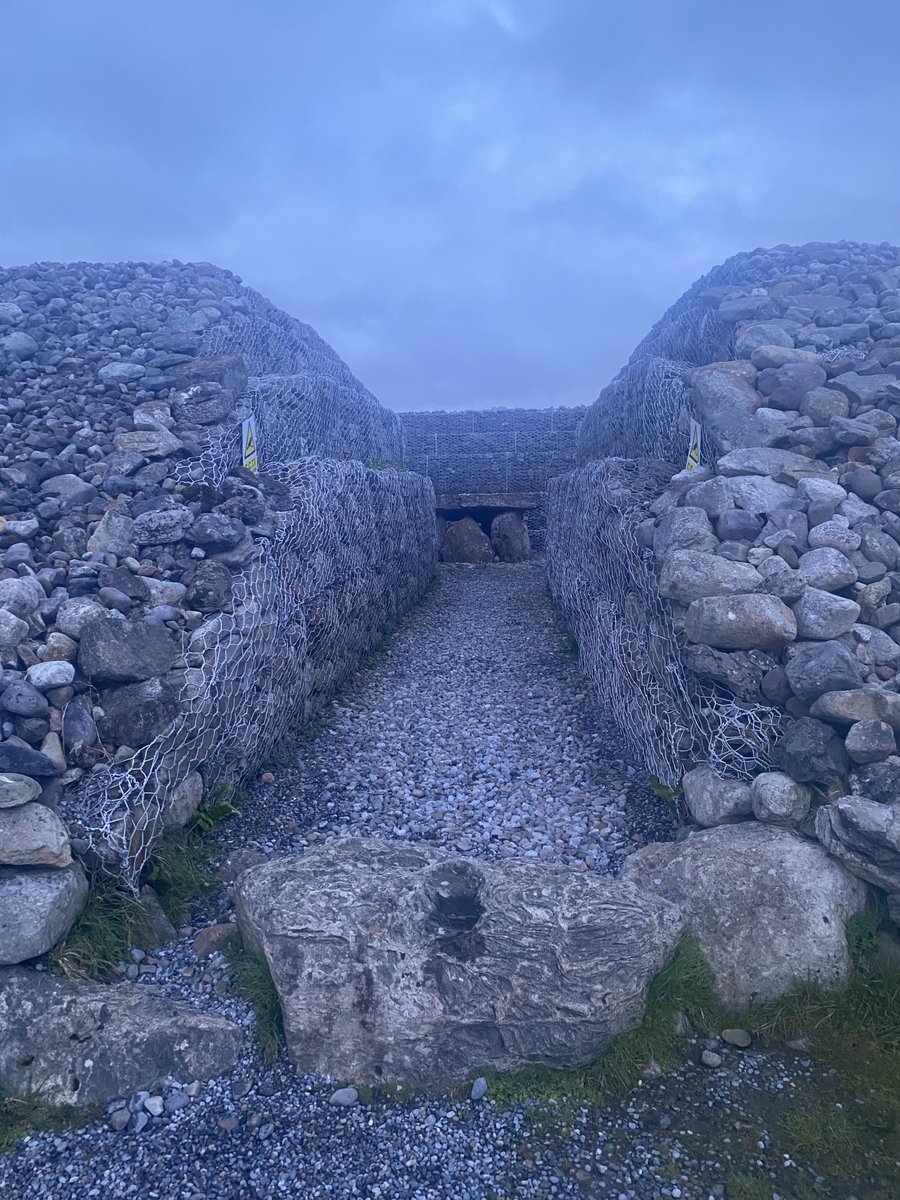 McHughSligo's tweet photo. Waiting for sunrise at Samhain Carrowmore tombs. https://t.co/n8edqGqDLh