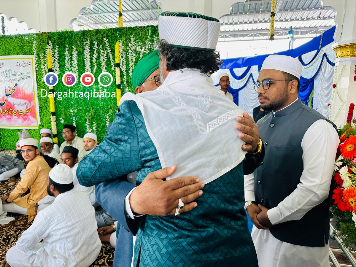 dargahtaqibaba's tweet photo. Urs Dargah Taqi Baba Rh Narayanpet

Hazrat Syed Sha Mohmmad Giyasuddin Quadri Sahab Sajjada Nasheen Dargah Taqi Baba Rh Narayanpet aur 
Hazrat Syed Azizullah Quadri Sahab Hyderabad 

#dargahtaqibaba 
@syedmustafa__ https://t.co/pCfylcyy3l