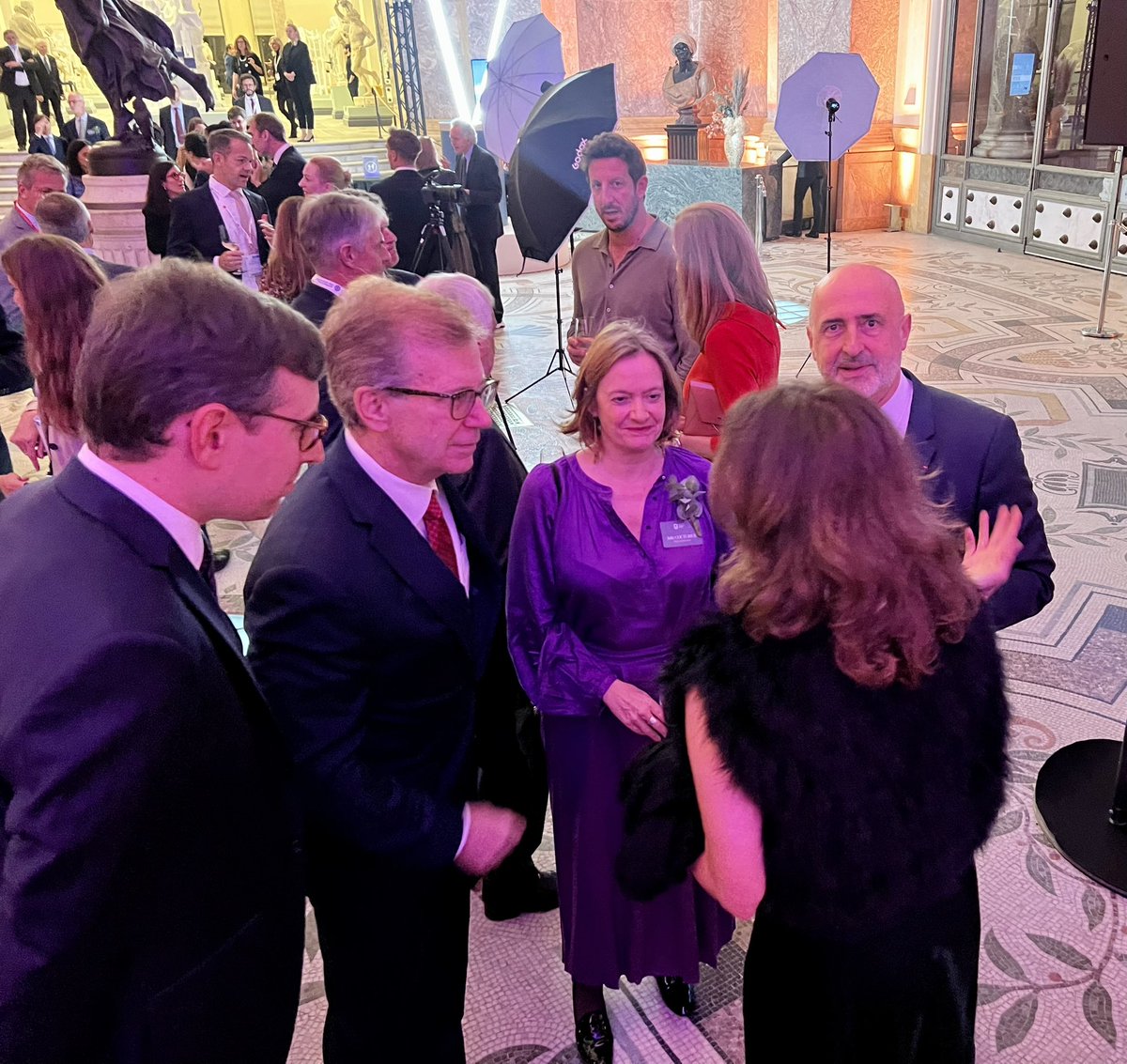 Magnifique soirée au <a href="/PetitPalais_/">Petit Palais</a>  pour l’<a href="/IBAevents/">IBA Events</a> réunissant des avocats du monde entier, renforçant encore davantage la place incontournable de Paris à l’international. Merci au cabinet <a href="/JeantetAvocats/">Jeantet</a> d’avoir co-organisé cet événement avec <a href="/Avocats_Paris/">Avocats de Paris</a> et les cabinets