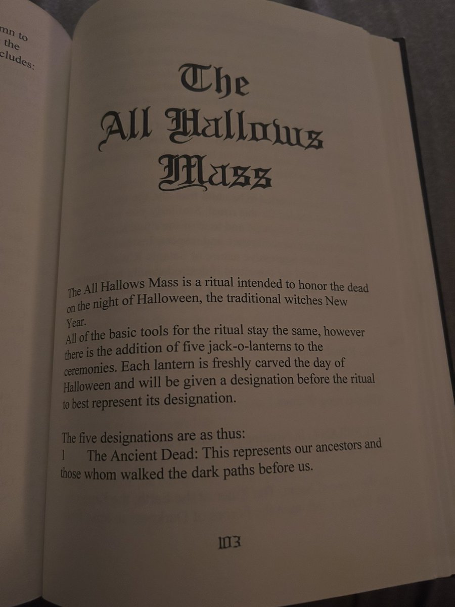 TheThulian's tweet photo. Happy Samhain 🎃 https://t.co/mEBhc1kFuU
