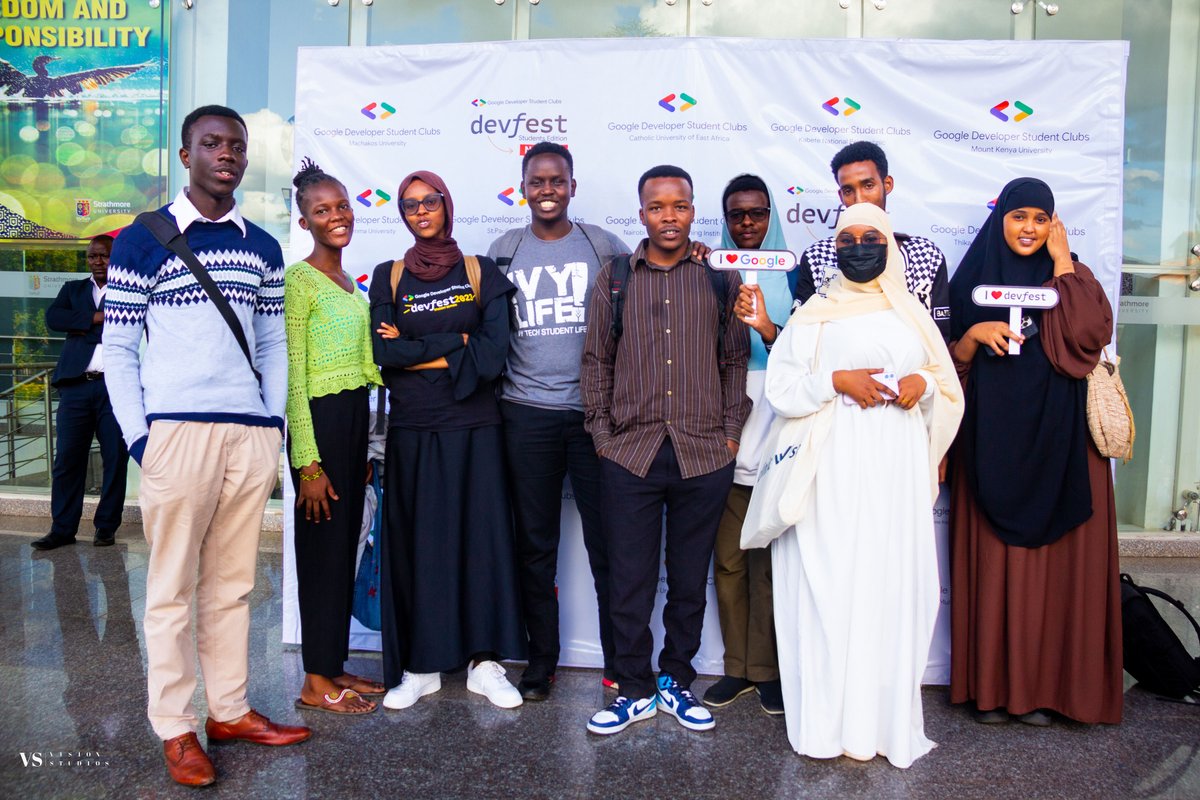 UUTechHub's tweet image. Had a blast at Google Dev Fest Student Edition with Umma University! 🚀🌟 It was not only fun but also super EDUCATIVE as we explored various cutting-edge technologies. #DevFestStudentEdition #UmmaUniversity #GoogleDevFest