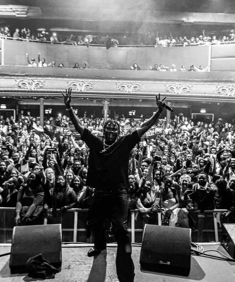 Enjoy Some Classic Pictures from @Stonebwoy's Sold Out Concert At The Electric Brixton in London 🇬🇧. #5thDimensionWorldTour🎉 Good Morning ❤️