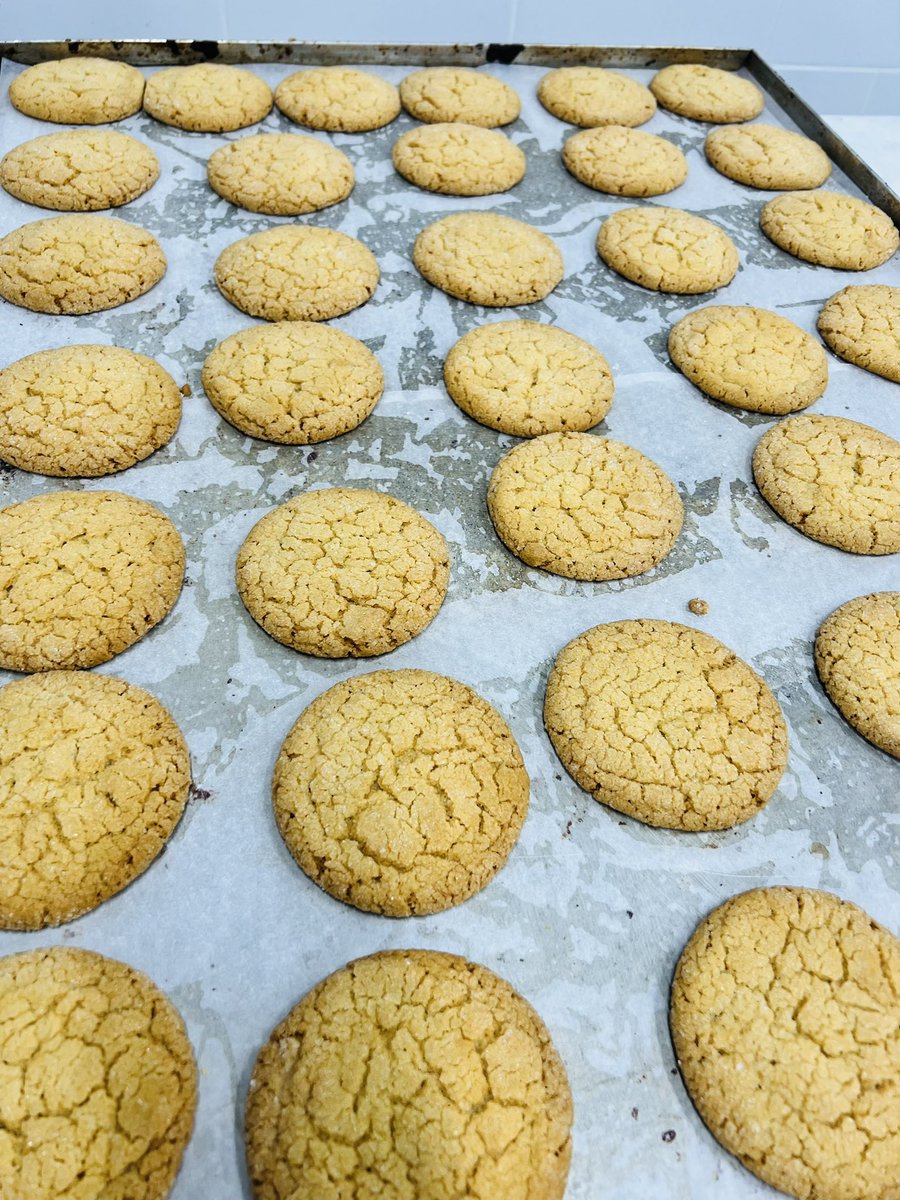 Vanilla Cookies.

#CookieLove
#SweetTreats
#YummyCookies
#CookieMagic
#BakeItSweet
#CookieCravings
#DeliciousBites
#HomemadeCookies
#TastyTreats
#CookieHeaven
#ChewyGoodness
#ArtOfBaking