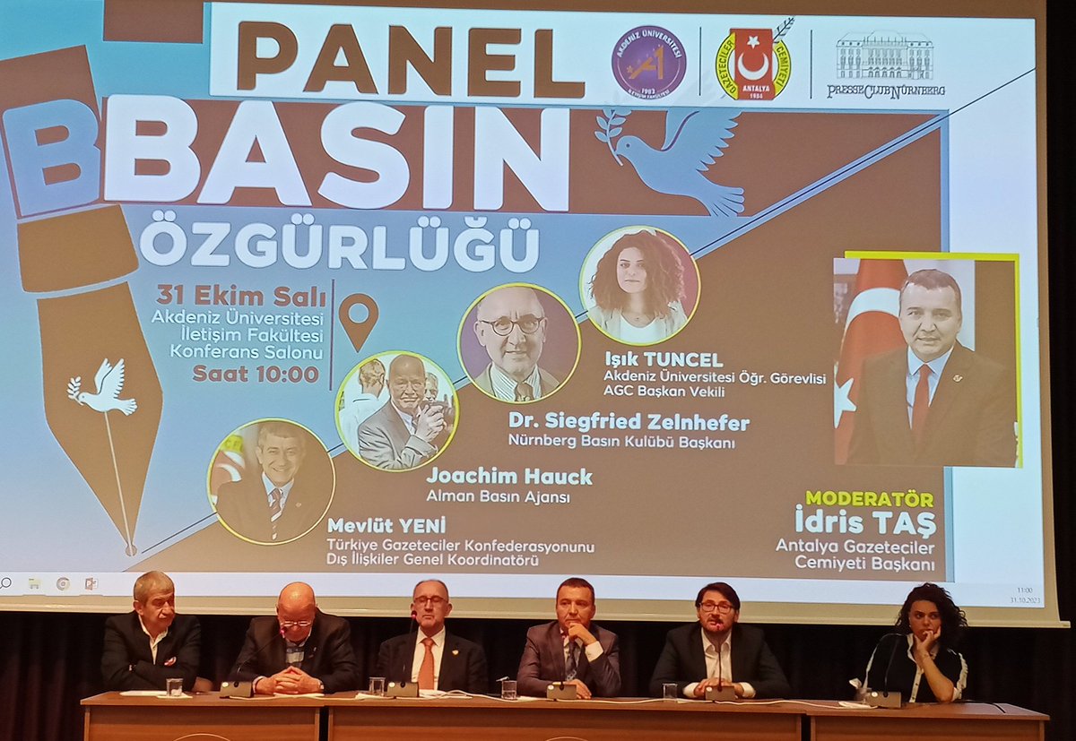 ismailksc's tweet photo. Akdeniz Üniversitesi İletişim Fakültesinde düzenlenen, basın özgürlüğünün tartışıldığı panele genç iletişimcilerin ilgisi yüksekti...
@tasidris @bahar_urhan_ @fatihaltayli @ersoyakif1 @mehmetucum @Yilmaz_Ozdill https://t.co/uQOB4CkINI