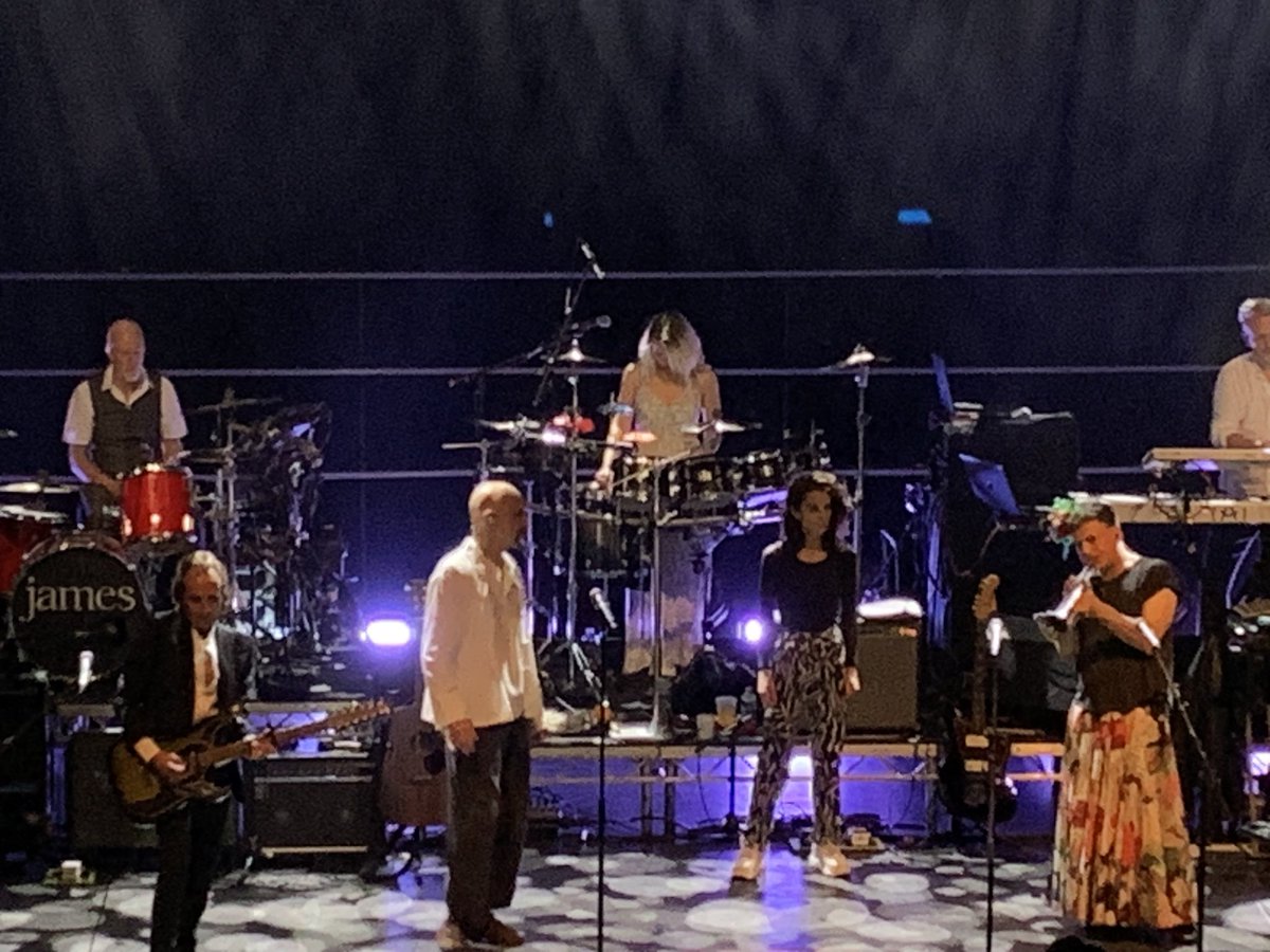 ajstirk's tweet photo. A magical night at Shepherds Bush Empire last night. @wearejames just get better and better. Thankyou @RealTimBooth for a fun evening 👍 https://t.co/ZgfGiqkPJj