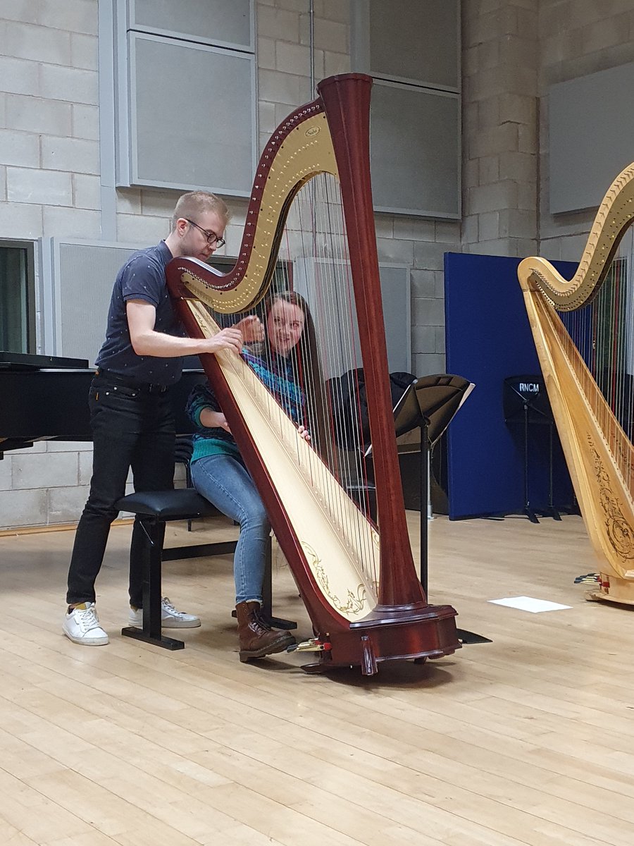 Thanks so much to @parkertheharper for his wonderful visit to us at @rncmlive for a masterclass in works by Caplet, Bach, Hasselmans, Salzedo, Sophia Corri-Dussek and Glinka! It was a most enriching afternoon of knowledgeable insights to inform and develop our students' playing!