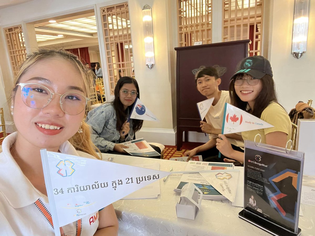 Our Cambodia team has made their way to help students take on the first step towards achieving that study abroad dream.

Happened last Saturday, 28 October was the most-awaited Study Abroad Hybrid Expo. Congratulations!

#StudyAbroad #Cambodia #AMSBridgeBlue #AMSBBgroup