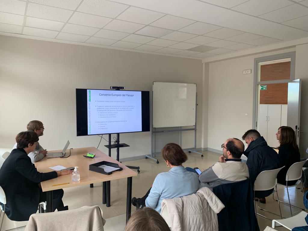 La elaboración del Catálogo del Paisaje del Área Funcional de Durangaldea ya está en marcha. Se ha realizado la presentación de la Fase I. Se publican las fotos del evento y vídeo del modelo territorial.