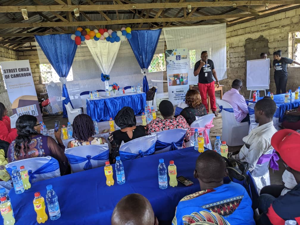 StreetchildCM's tweet photo. #SCOC and local partners #TeenAlive and #JusticeRising have effectively trained 20 teachers and  20 Head Teachers on the Chalkboard  Guides Prototype, to improv foundational learning  outcomes (numeracy and literacy) for crisis affected children. #Chalkboardguides
#StreetChild https://t.co/PDLoCMYoSb