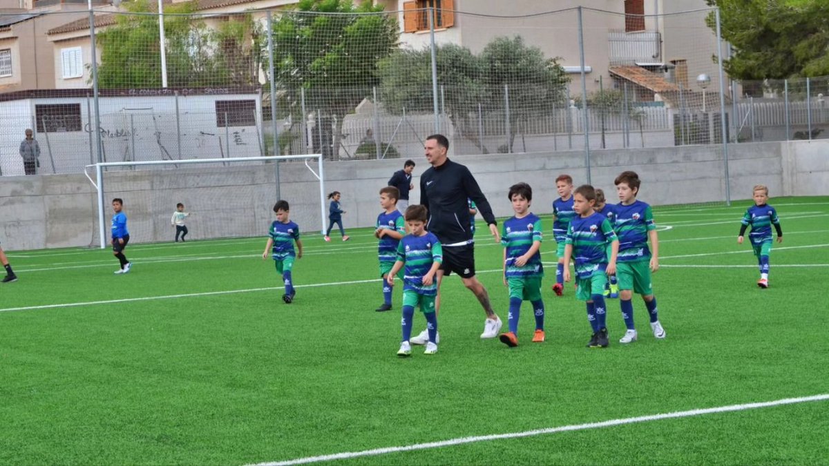 CDPABLOIGLESIAS's tweet photo. Prebenjamín 🫶🏼💚🥰 #cdpabloiglesias https://t.co/hTVxJoe8Gh