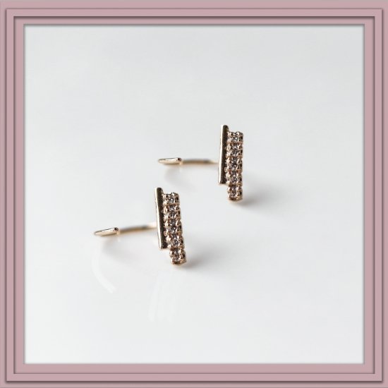 info_cuicui's tweet image. 2023 Christmas Collection 
【Tiny Diamond Pierce〈RAYON〉| K10YG】 
高度な技術を持った職人が丁寧に加工を施した、繊細な仕上がり。
cui-cui-onlineshop.com/?pid=177693090 
#キュイキュイ #ジュエリー #ChristmasCollection #ゴールド #ダイヤモンド #ピアス #世界最小 #ギフト #先行 #予約販売